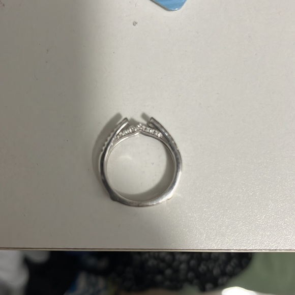 Bridal set with appraisal - Picture 7 of 8